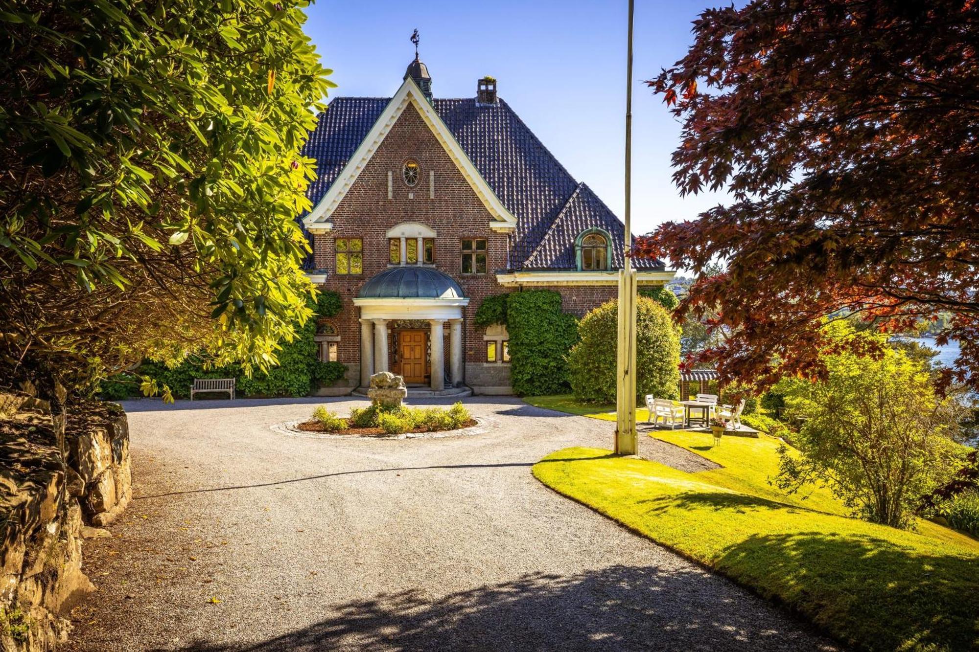 Unique Victorian Villa With Private Coastline Bergen Kültér fotó