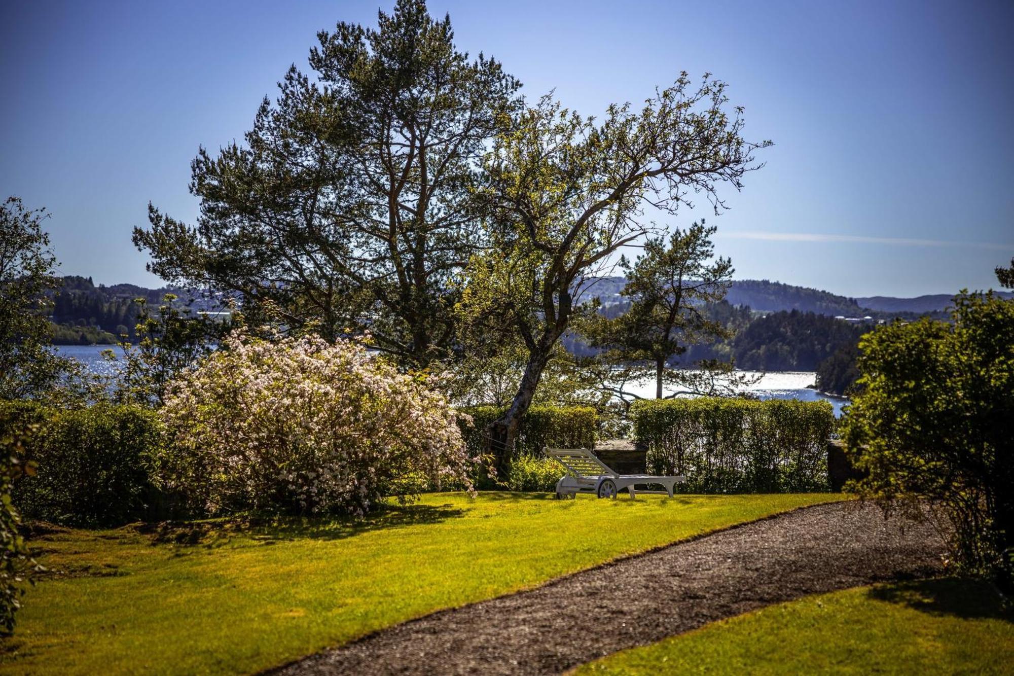 Unique Victorian Villa With Private Coastline Bergen Kültér fotó