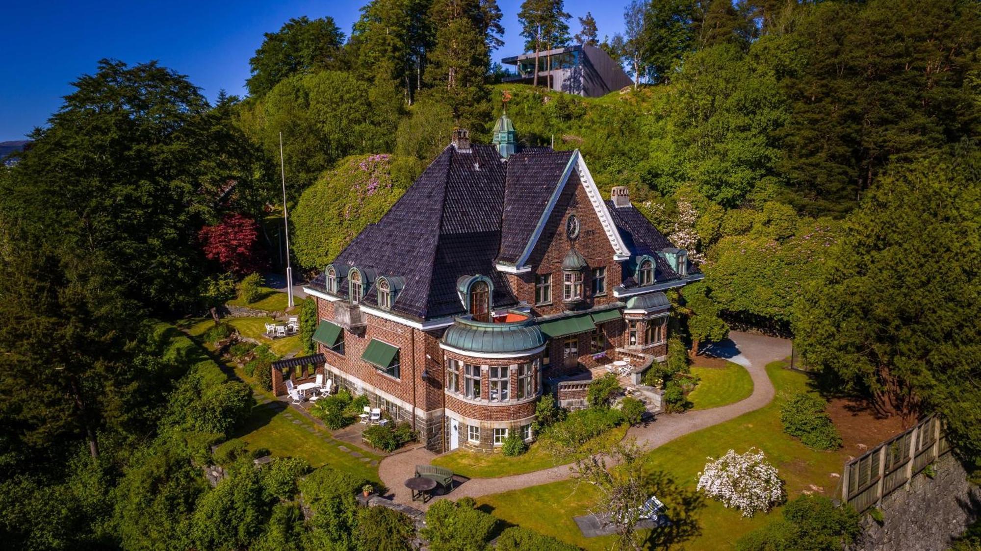 Unique Victorian Villa With Private Coastline Bergen Kültér fotó
