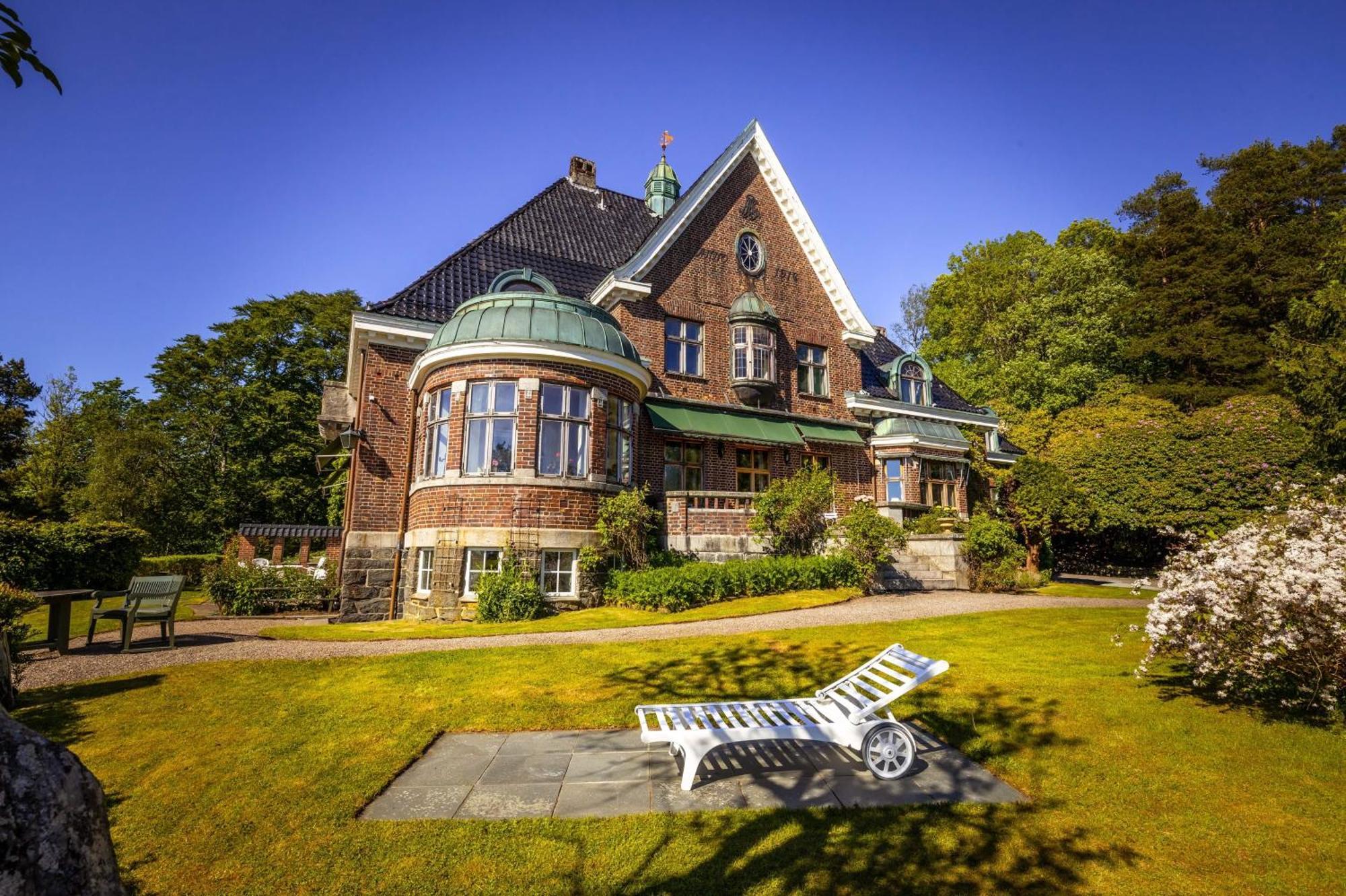 Unique Victorian Villa With Private Coastline Bergen Kültér fotó